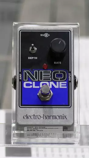 Store Special Product - Electro-Harmonix - NEO CLONE